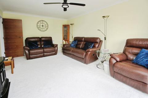 3 bedroom apartment for sale, West Cliff Road, Bournemouth, BH4