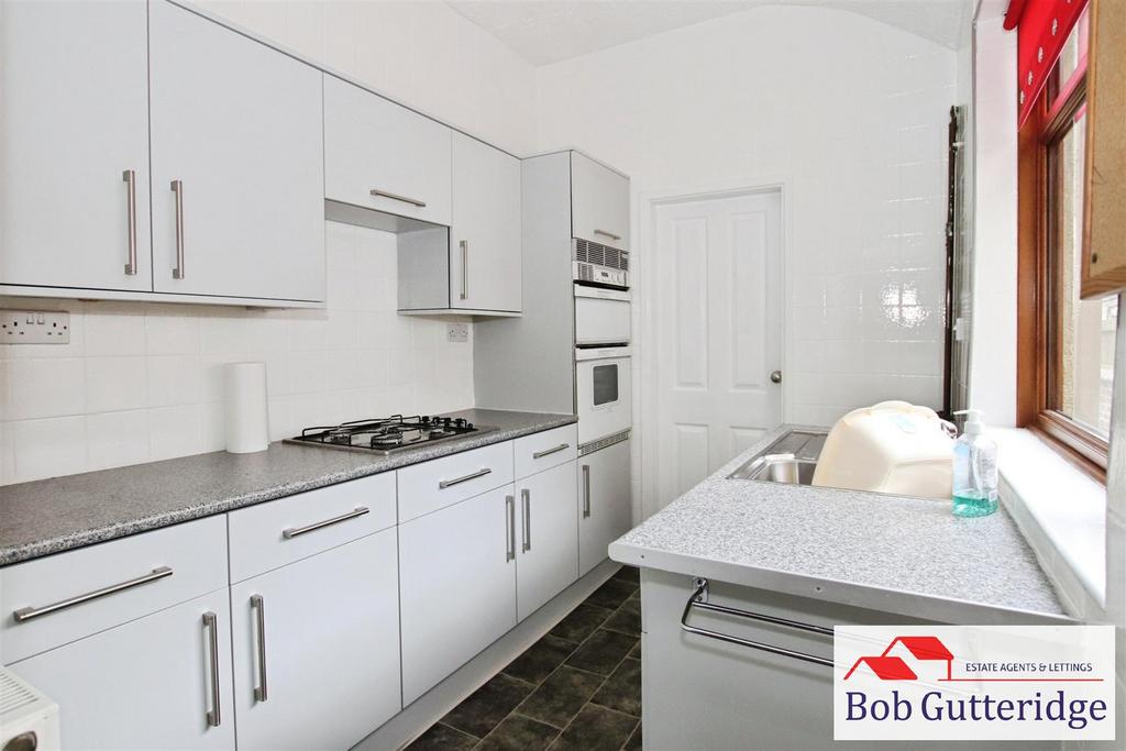 Fitted kitchen