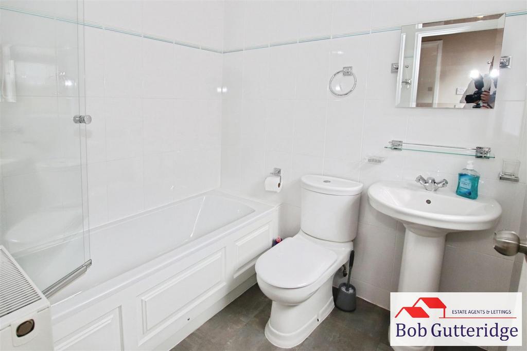 Ground floor bathroom