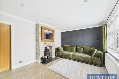 3 bedroom semi-detached house for sale, Hillcrest , Beverley, HU17 7HS