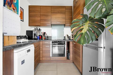 1 bedroom flat for sale, Mulberry Apartments, Coster Avenue, London, N4