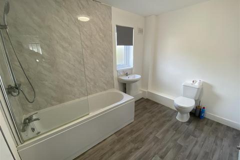 3 bedroom semi-detached house for sale, Ryvere Close, Stourport-On-Severn