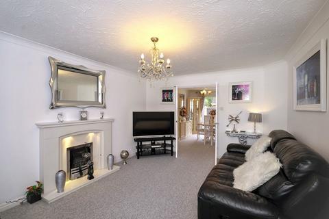 undefined, Batchelor Close, Stourbridge DY8