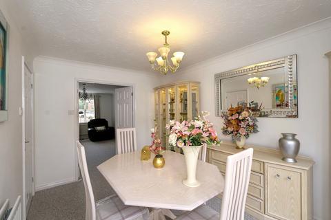 undefined, Batchelor Close, Stourbridge DY8