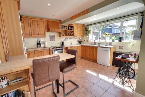 undefined, VALLEY PARK DRIVE, CLANFIELD