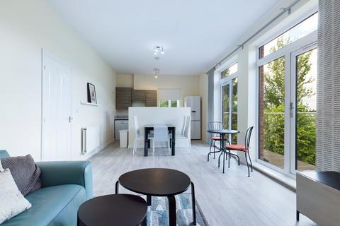 2 bedroom flat to rent, Golwg Y Garreg Wen, Swansea, SA1