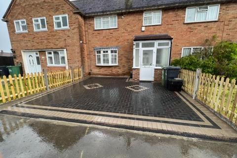 3 bedroom terraced house to rent - Whitefields Road, Cheshunt