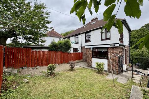 3 bedroom semi-detached house for sale, Somerset Road, Almondbury, Huddersfield, HD5 8LP