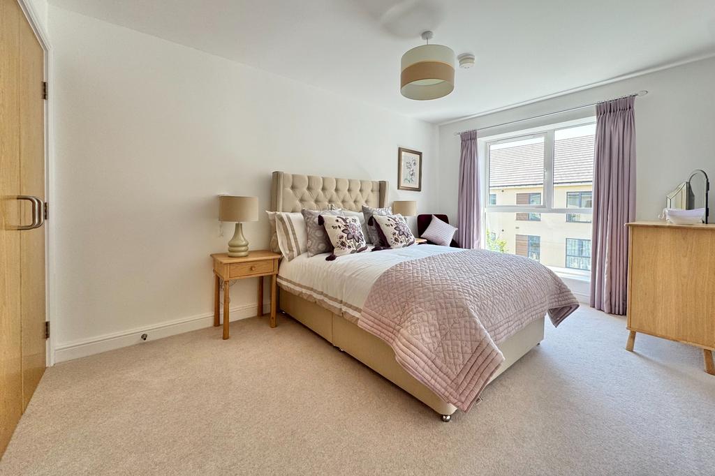 Main Bedroom