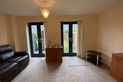 2 bedroom terraced house for sale, Heathfield Square, Hull, HU3 5DS