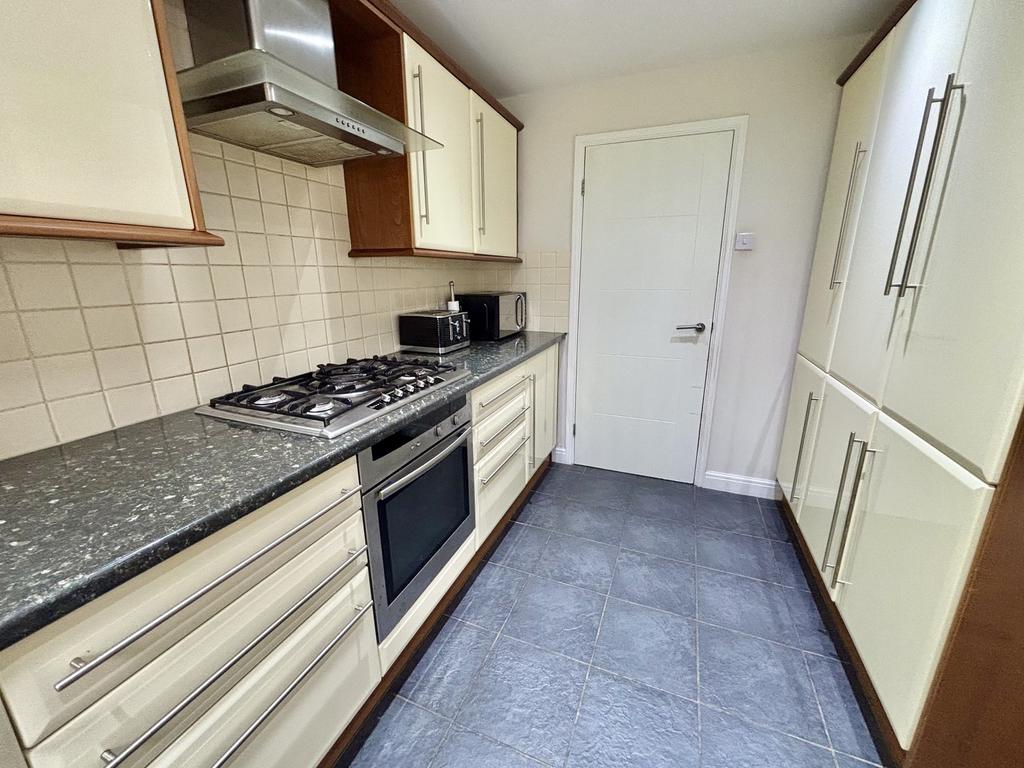 Kitchen / Breakfast Room