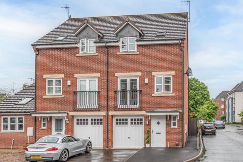 Shottery Close, Ipsley, Redditch, B98