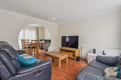 27 Fallowfield, Stevenage, SG2 9PJ