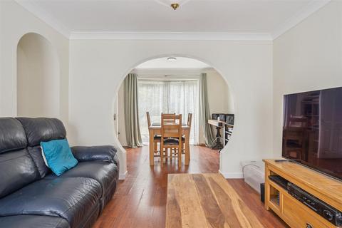 27 Fallowfield, Stevenage, SG2 9PJ