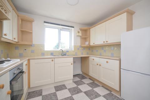 2 bedroom flat to rent, Upper Bridge Road, Old Moulsham, Chelmsford