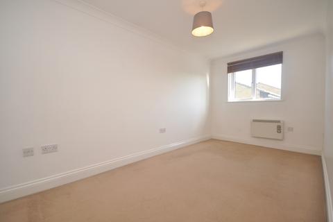 2 bedroom flat to rent, Upper Bridge Road, Old Moulsham, Chelmsford