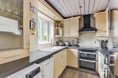 undefined, Woodridge Close, Enfield, EN2