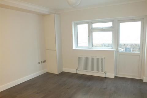 2 bedroom flat to rent, Fleet Road, Hampstead, NW3