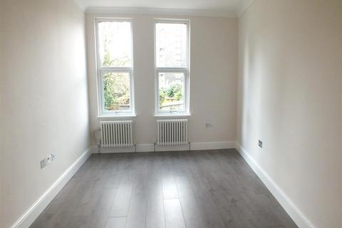 2 bedroom flat to rent, Fleet Road, Hampstead, NW3
