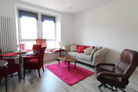 1 bedroom flat to rent, Seaforth Road, Second Floor Left, AB24