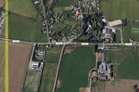 Land for sale, Land to the east of Fifield Lane, Land to the east of Fifield Lane, Winkfield, Windsor, Maidenhead, Berkshire, SL4 4QF