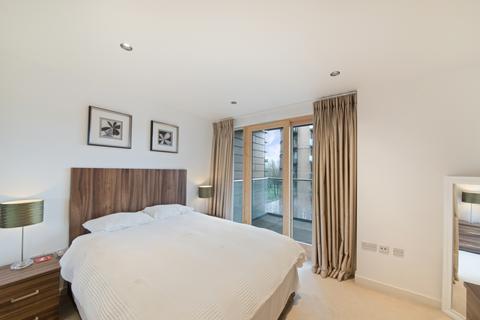 undefined, Cobblestone Square, Wapping, London, E1W