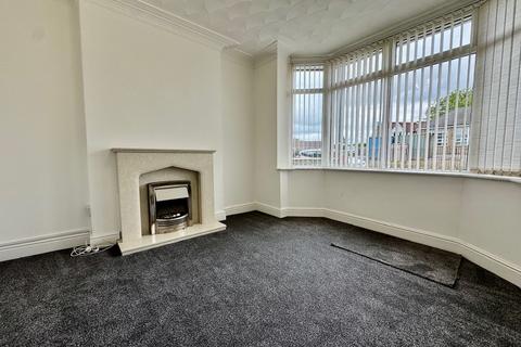 2 bedroom semi-detached house to rent, Craiglas Crescent, Cefn Fforest, NP12