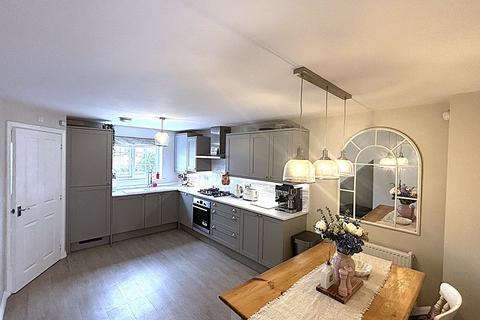 21 Ashbourne Way, Waverley, Rotherham, S60 8AD