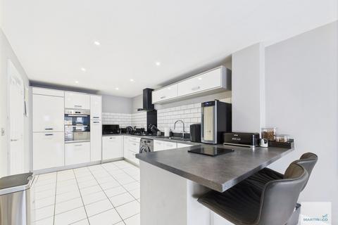 3 bedroom townhouse for sale, Dexters Grove, Hucknall