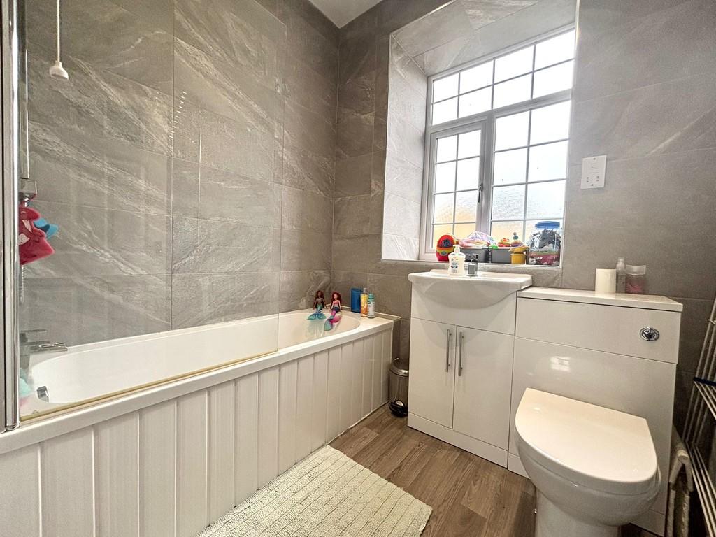 Family bathroom