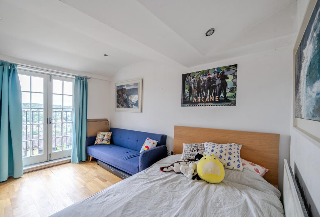 Reception/Bedroom
