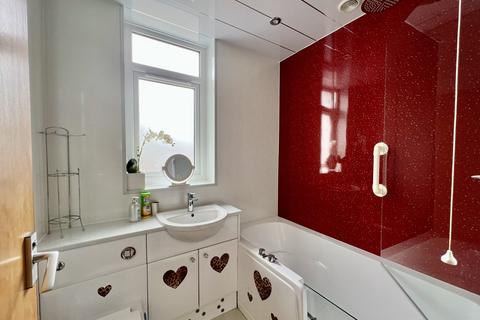 2 bedroom bungalow for sale, 9a Castramont Road, Gatehouse of Fleet