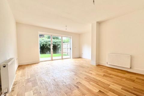 undefined, WELHOLME AVENUE, GRIMBSY