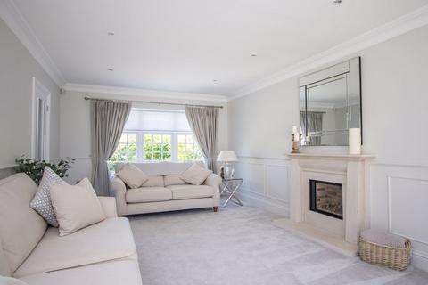 5 bedroom detached house for sale, Cherry Close, Penarth