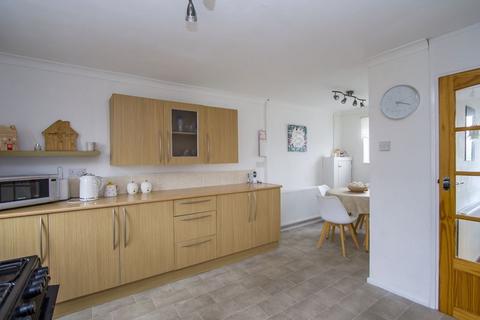 3 bedroom terraced house for sale, Cedar Way, Penarth