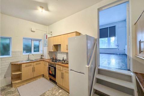 1 bedroom apartment for sale, Hayes Lane, Bromley