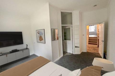 1 bedroom apartment for sale, Hayes Lane, Bromley