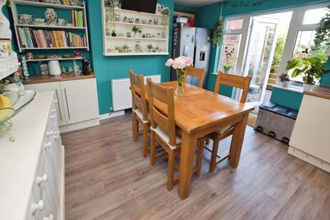 undefined, Woolsery Avenue, Exeter