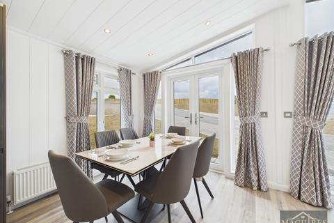 undefined, 5 Pendine Grovelands Park, St Clears SA33