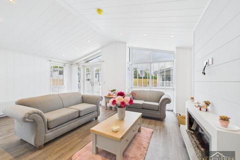 2 bedroom lodge for sale, 9 Pendine Grovelands Park, St Clears SA33
