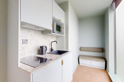 Studio to rent, Uxbridge Road