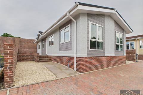 2 bedroom park home for sale, 92 Tavern Park, Stately Hardwick Tavern Park, Welshpool SY21