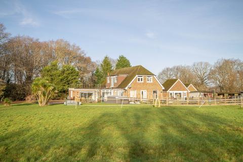 4 bedroom detached house for sale, South Road, Plumpton Green