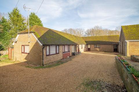 4 bedroom detached house for sale, South Road, Plumpton Green