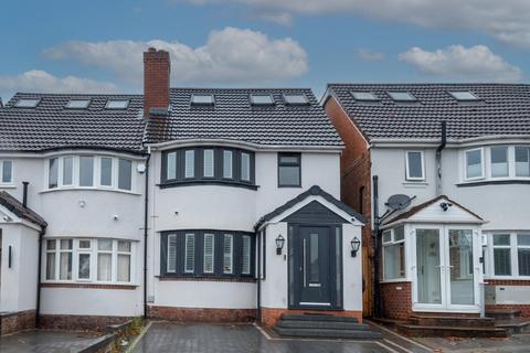 5 bedroom semi-detached house for sale