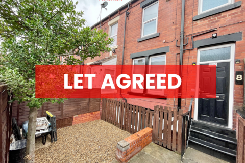 1 bedroom terraced house to rent, Colwyn Mount, Leeds LS11
