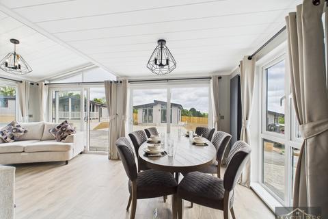 2 bedroom lodge for sale, 5 Ithon Valley Park Ithon Valley Lodge Park, Llandrindod Wells LD1
