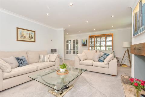 3 bedroom chalet for sale, Poplar Road, Wittersham TN30