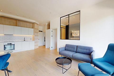 1 bedroom apartment to rent, Apt Parkview, Great West Road, Brentford, TW8