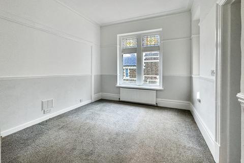 1 bedroom in a house share to rent, Cathedral Road, Cardiff, CF11